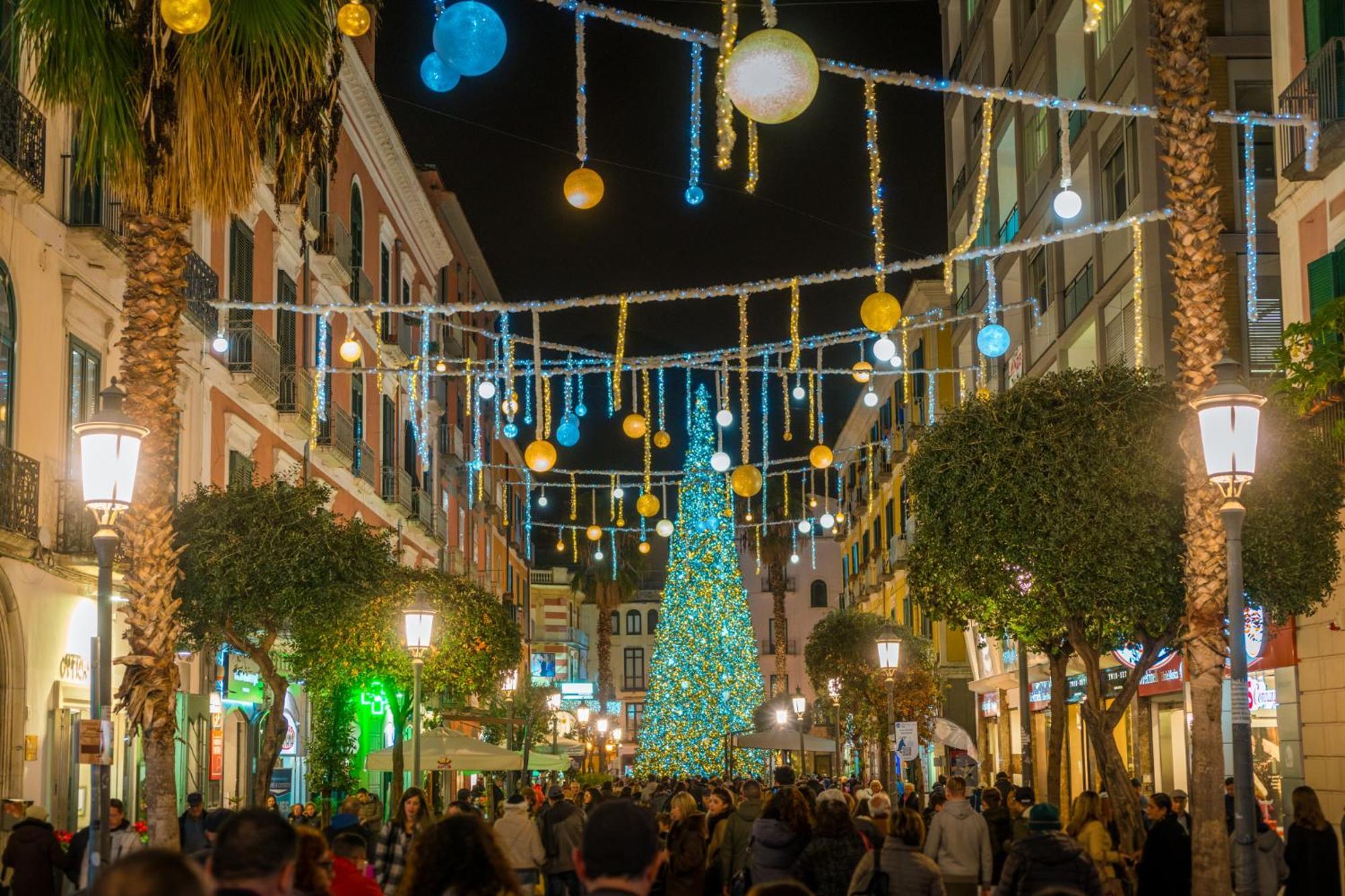 Mare Luna - Appartamento Nel Centro Storico Di Salerno Exterior photo